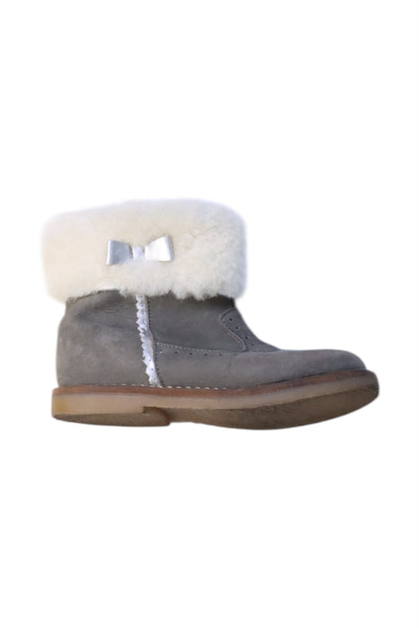 A Grey Winter Boots from Jacadi in size 3T for girl. (Front View)
