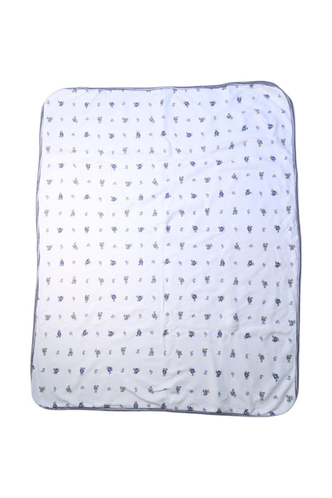 A White Blankets from Ralph Lauren in size O/S for boy. (Front View)