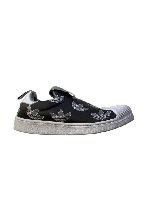 A Black Sneakers from Adidas in size 7Y for neutral. (Front View)