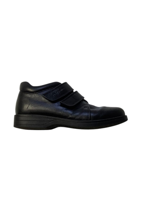 A Black Casual Boots from Dr. Kong in size 6T for boy. (Front View)