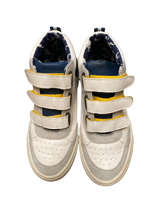 A White Sneakers from Joules in size 6T for neutral. (Back View)