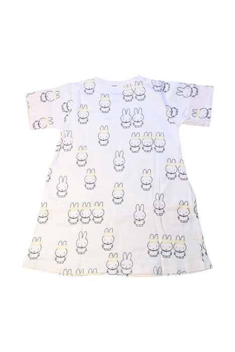 A White Short Sleeve Dresses from Graniph in size 18-24M for girl. (Back View)