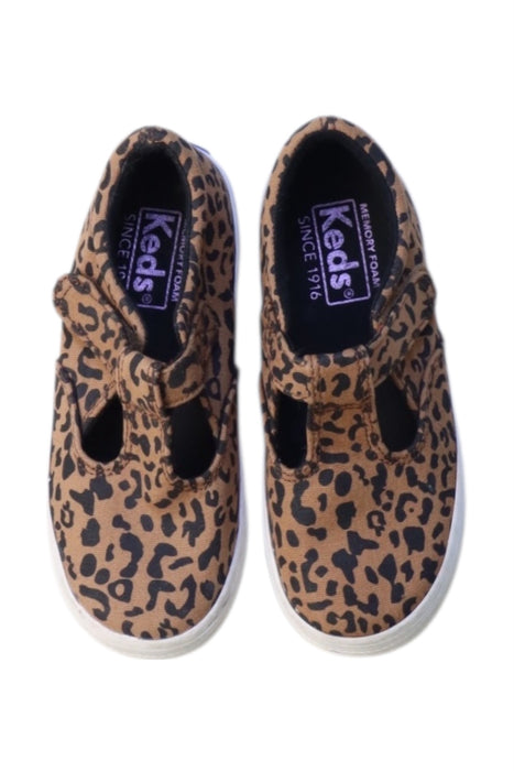 A Brown Flats from Keds in size 3T for girl. (Back View)