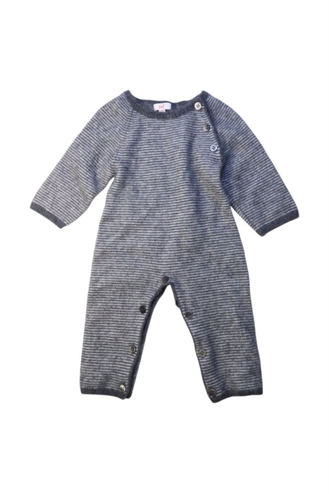 A Grey Long Sleeve Rompers from Zef in size 6-12M for neutral. (Front View)