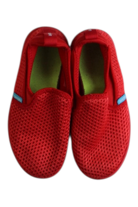 A Red Aqua Shoes from Native Shoes in size 5T for neutral. (Back View)