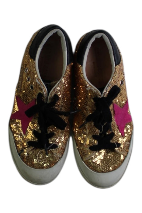 A Gold Sneakers from Golden Goose in size 6T for girl. (Back View)