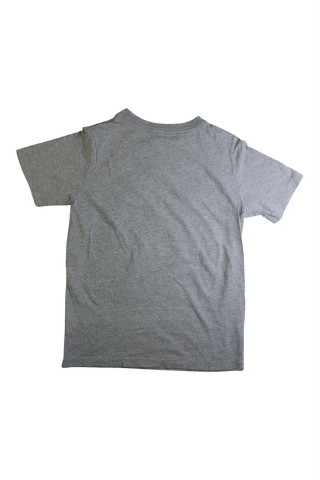 A Grey Short Sleeve T Shirts from Nike in size 10Y for boy. (Back View)