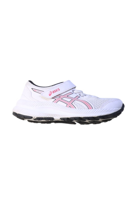 A White Sneakers from ASICS in size 7Y for girl. (Front View)