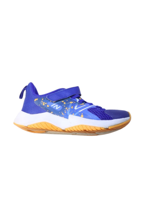 A Multicolour Sneakers from New Balance in size 6T for neutral. (Front View)