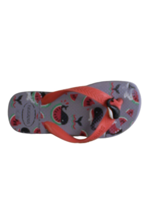 A Purple Flip Flops from Havaianas in size 5T for girl. (Front View)