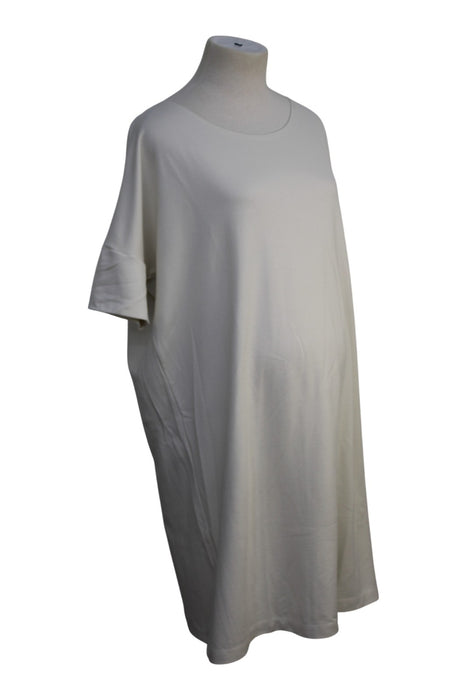 A Beige Short Sleeve Dresses from Hatch in size Maternity-XS for maternity. (Back View)