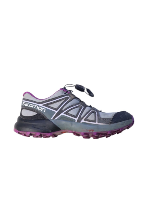 A Multicolour Sneakers from Salomon in size 7Y for neutral. (Front View)
