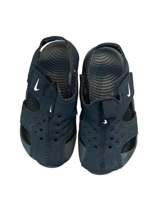 A Black Sandals from Nike in size 18-24M for neutral. (Front View)