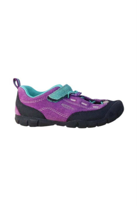 A Purple Sneakers from Keen in size 7Y for girl. (Front View)