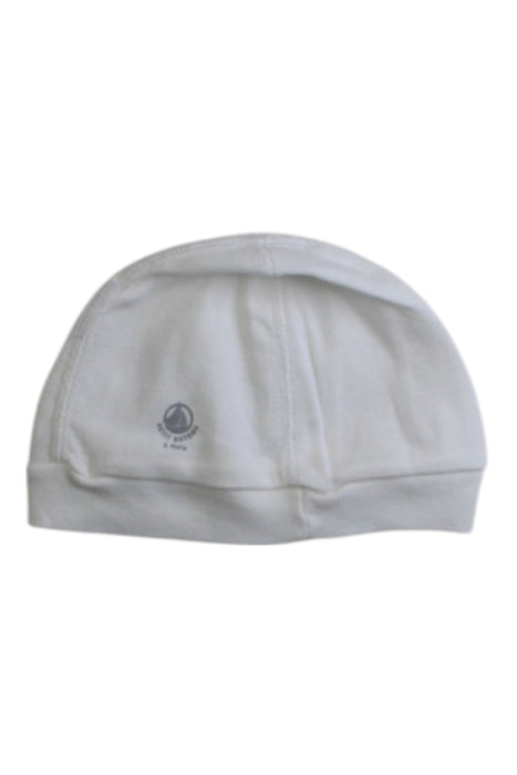 A White Beanies from Petit Bateau in size 3-6M for neutral. (Front View)