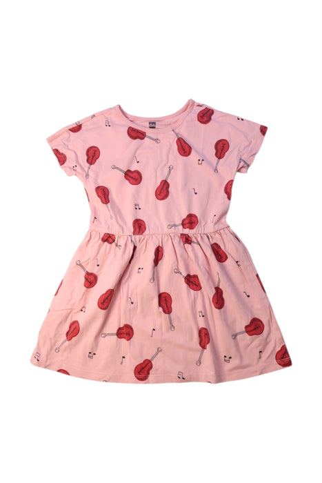 A Pink Short Sleeve Dresses from Tea in size 5T for girl. (Front View)