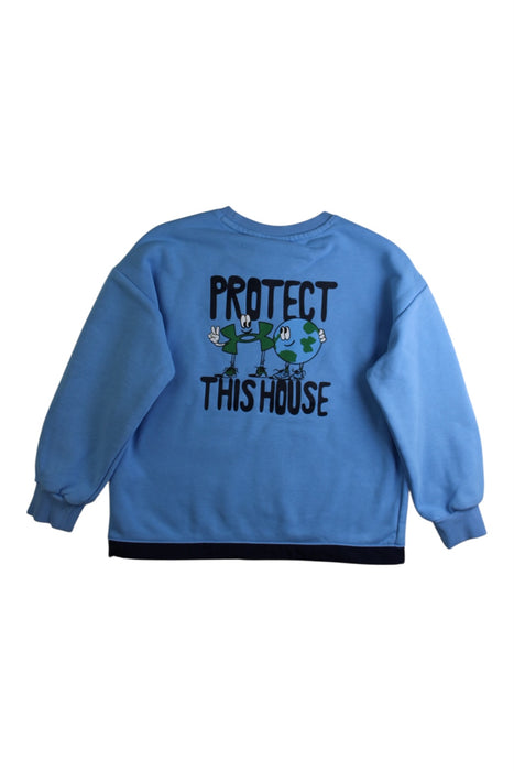 A Blue Crewneck Sweatshirts from Under Armour in size 6T for boy. (Back View)