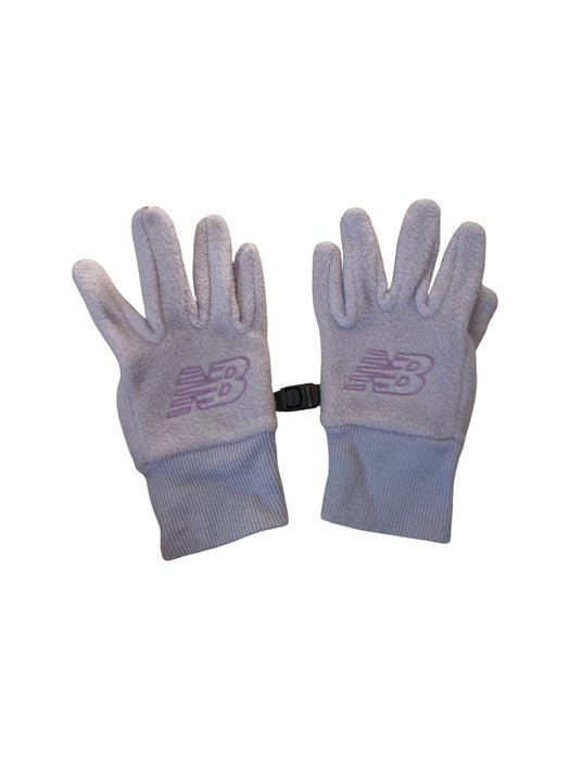 A Purple Gloves & Mittens from New Balance in size 5T for neutral. (Front View)