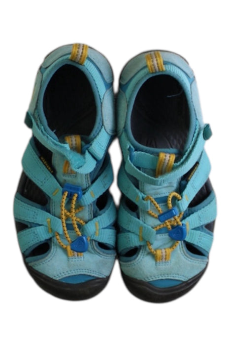 A Blue Sandals from Keen in size 7Y for neutral. (Back View)