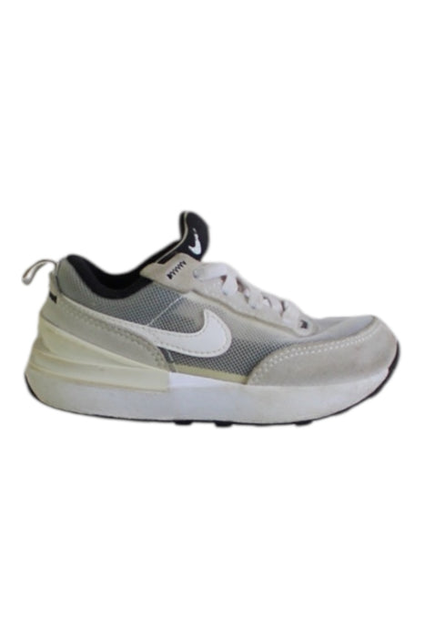 A White Sneakers from Nike in size 18-24M for boy. (Front View)
