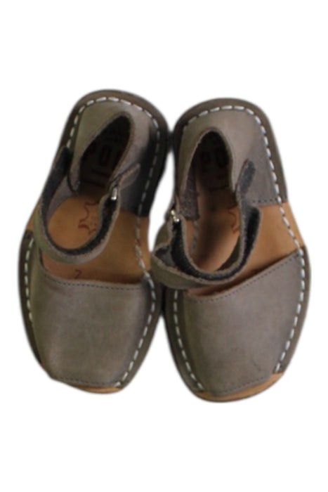 A Brown Sandals from Pons in size 18-24M for girl. (Back View)