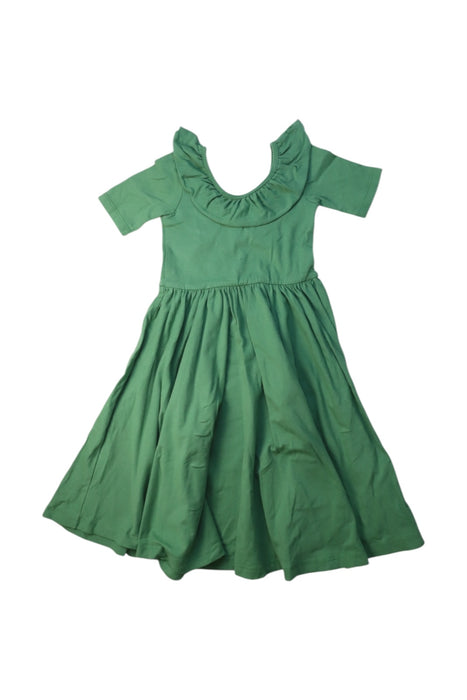 A Green Short Sleeve Dresses from Alice + Ames in size 6T for girl. (Front View)