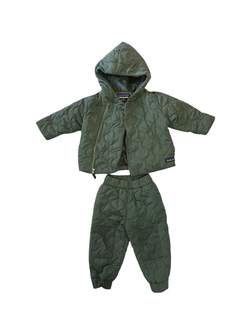 A Green Puffer/Quilted Jackets from Patagonia in size 12-18M for neutral. (Front View)