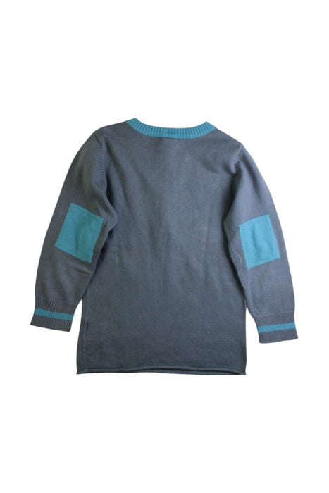 A Blue Buttoned Sweatshirts from Juliet & the Band in size 6T for boy. (Back View)