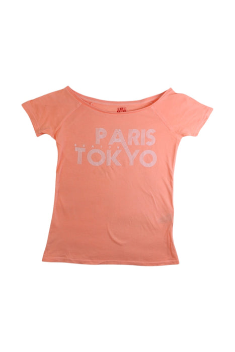 A Peach Short Sleeve Tops from Bonton in size 6T for girl. (Front View)