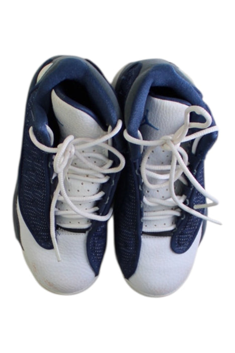 A Blue Sneakers from Air Jordan in size 5T for boy. (Back View)