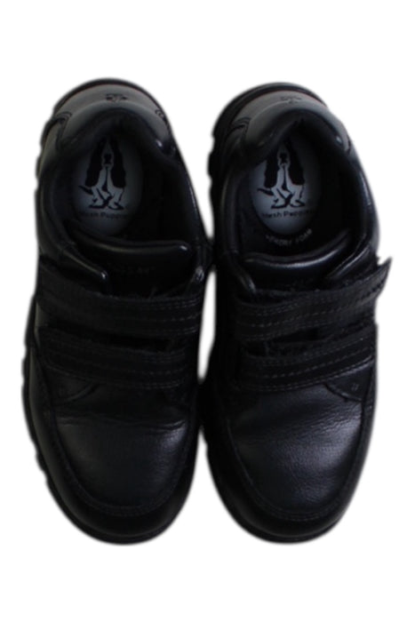 A Black Dress Shoes from Hush Puppies in size 6T for boy. (Back View)