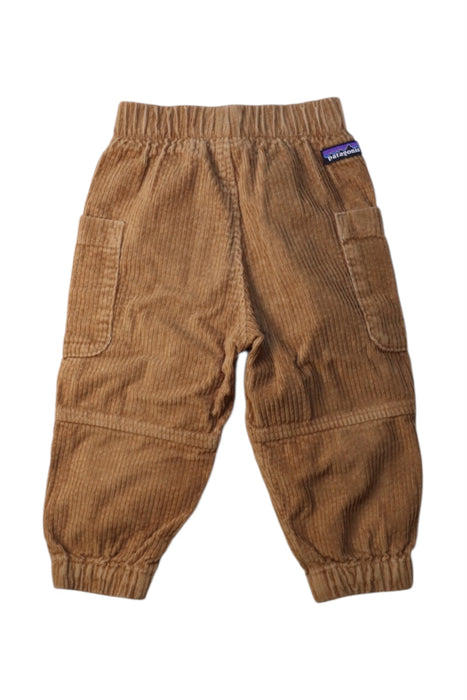 A Brown Casual Pants from Patagonia in size 3T for boy. (Back View)
