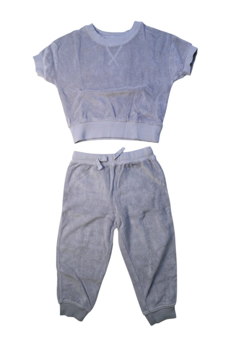 A Grey Pants Sets from Pehr in size 2T for boy. (Front View)
