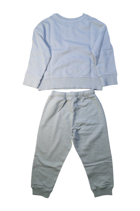A Grey Pants Sets from Pehr in size 2T for boy. (Back View)