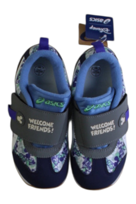 A Multicolour Sneakers from ASICS in size 5T for boy. (Back View)