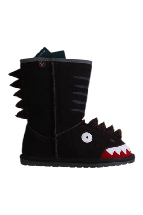 A Black Winter Boots from EMU Australia in size 6T for boy. (Front View)