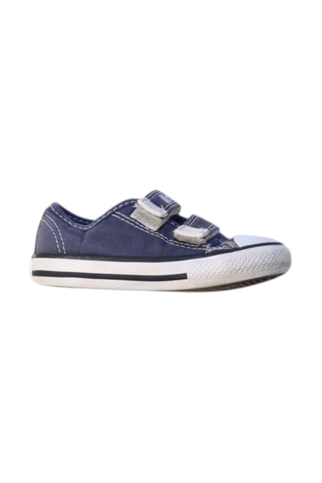 A Navy Sneakers from Converse in size 18-24M for neutral. (Front View)