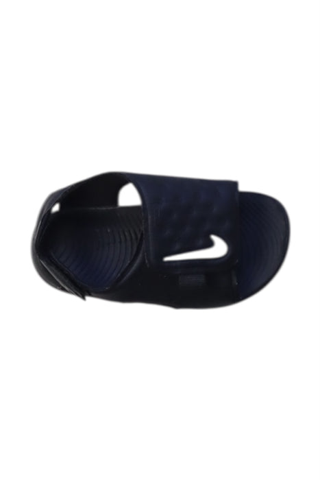 A Black Sandals from Nike in size 18-24M for neutral. (Front View)
