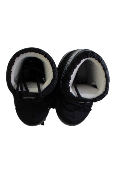 A Black Ski Boots from Moon Boot in size 4T for neutral. (Back View)