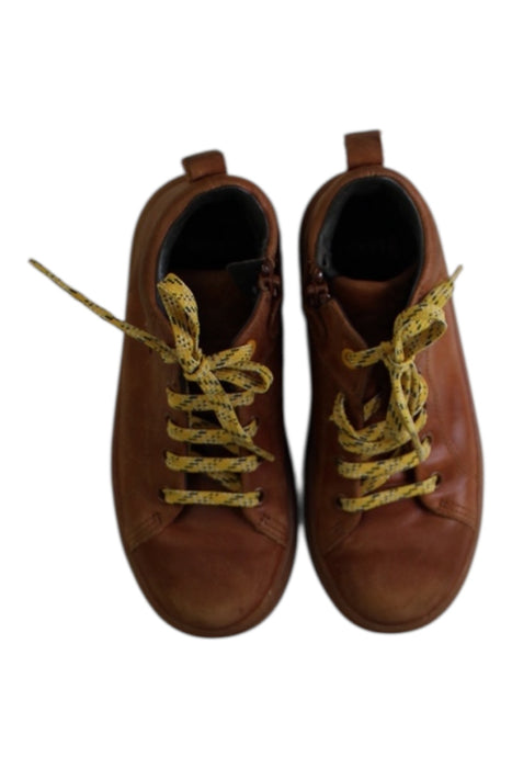 A Brown Sneakers from Camper in size 6T for boy. (Back View)