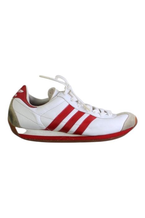 A White Sneakers from Adidas in size 12Y for neutral. (Front View)