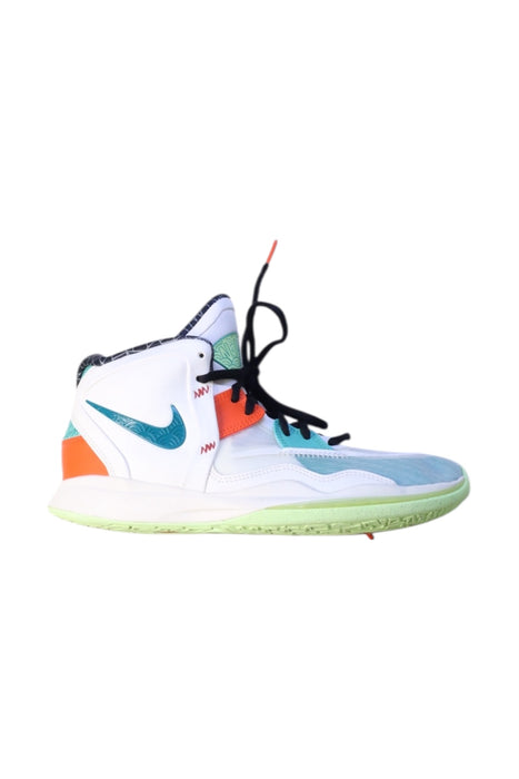 A Multicolour Sneakers from Nike in size 14Y for boy. (Front View)