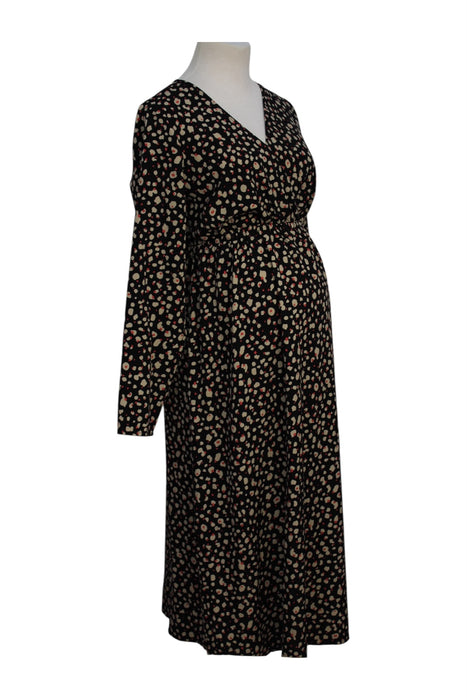 A Black Long Sleeve Dresses from Mamalicious in size Maternity-S for maternity. (Back View)