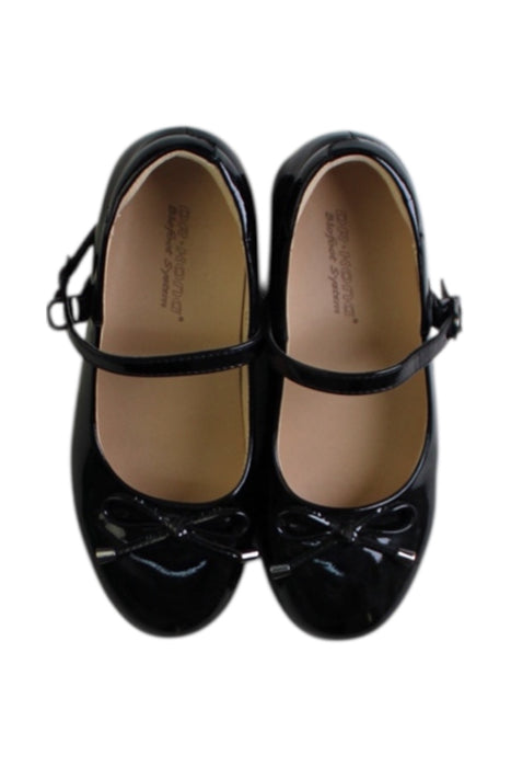 A Black Flats from Dr. Kong in size 6T for girl. (Back View)