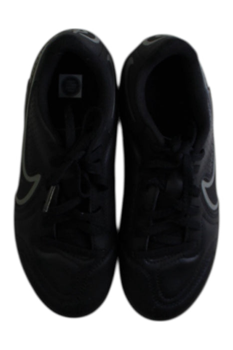 A Black Cleats/Soccer Shoes from Nike in size 9Y for neutral. (Back View)