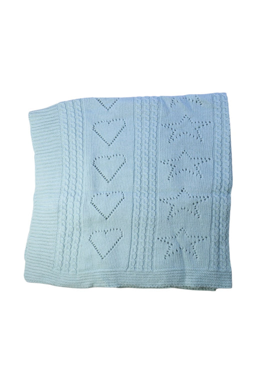 A Blue Blankets from Nanos in size O/S for neutral. (Front View)