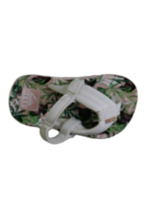 A Green Sandals from Reef in size 4T for girl. (Front View)