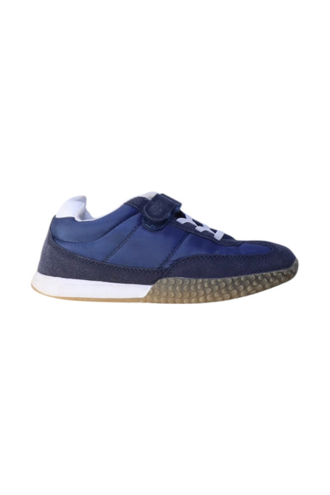 A Blue Sneakers from Seed in size 7Y for neutral. (Front View)