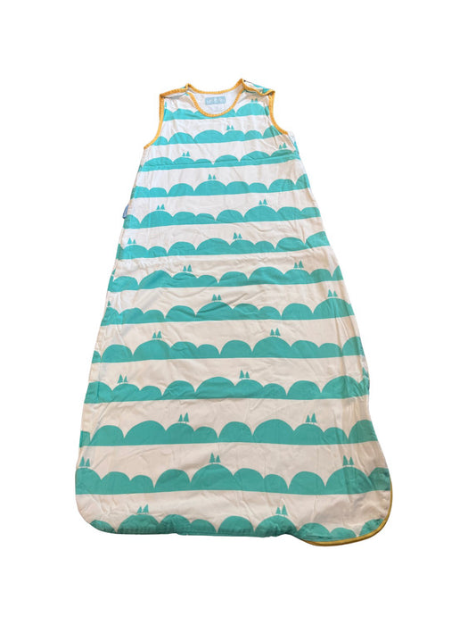 A White Sleepsacs from The Gro Company in size 18-24M for neutral. (Front View)