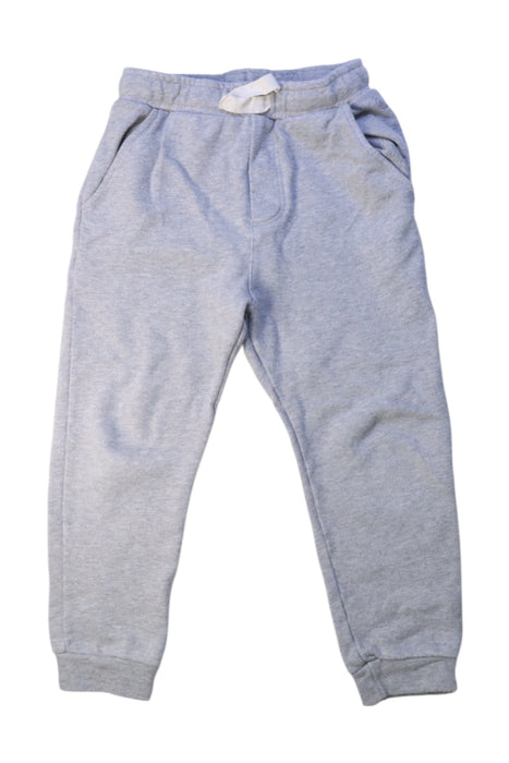 A Grey Sweatpants from Petit Bateau in size 6T for boy. (Front View)